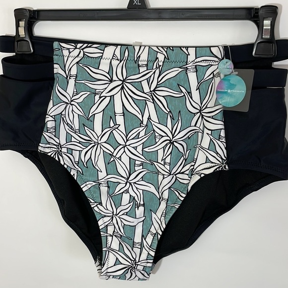 Raisins Curve Plus Size Strappy-Back Top 20W bikini bottom 18 W Swimsuit - Picture 10 of 13